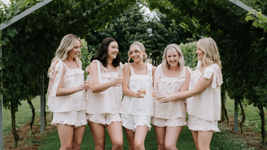 7 Wedding Morning Essentials You’ll Actually Use