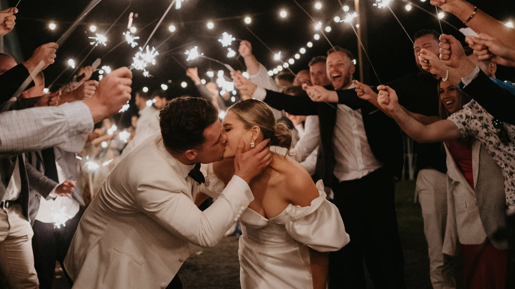 Jenna + Tom’s Timeless Rosewood Estate Wedding