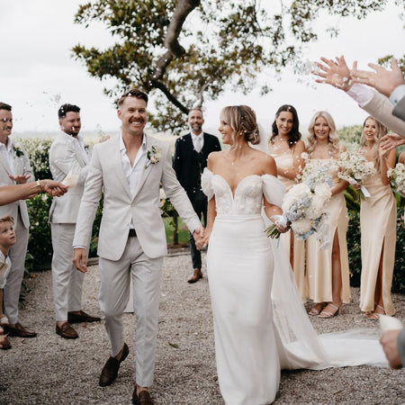 Hydrangea Flower Petal Confetti | The Whole Bride