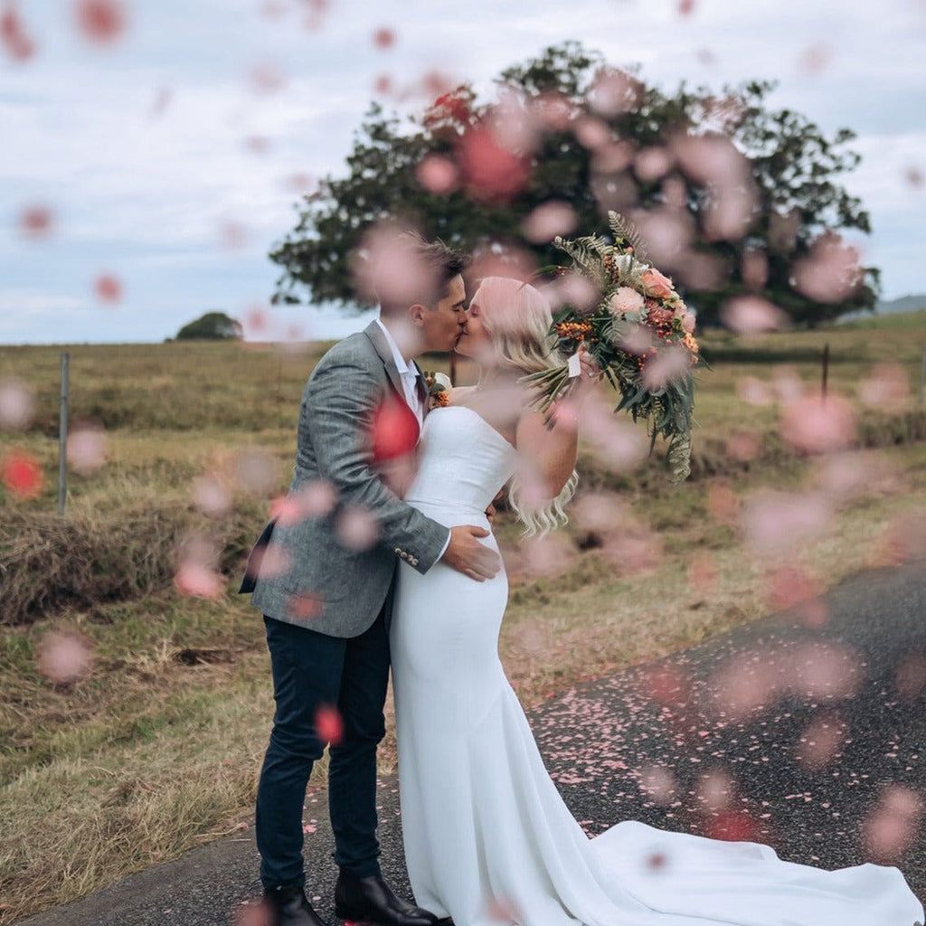 Pink|Biodegradable Confetti - Circle (Bag Only) - The Whole Bride