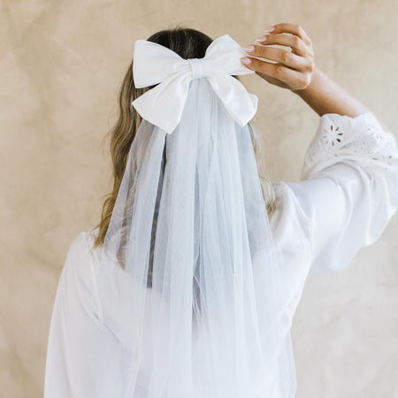 Classic Bow Veil | Wedding Veil with Bow - The Whole Bride