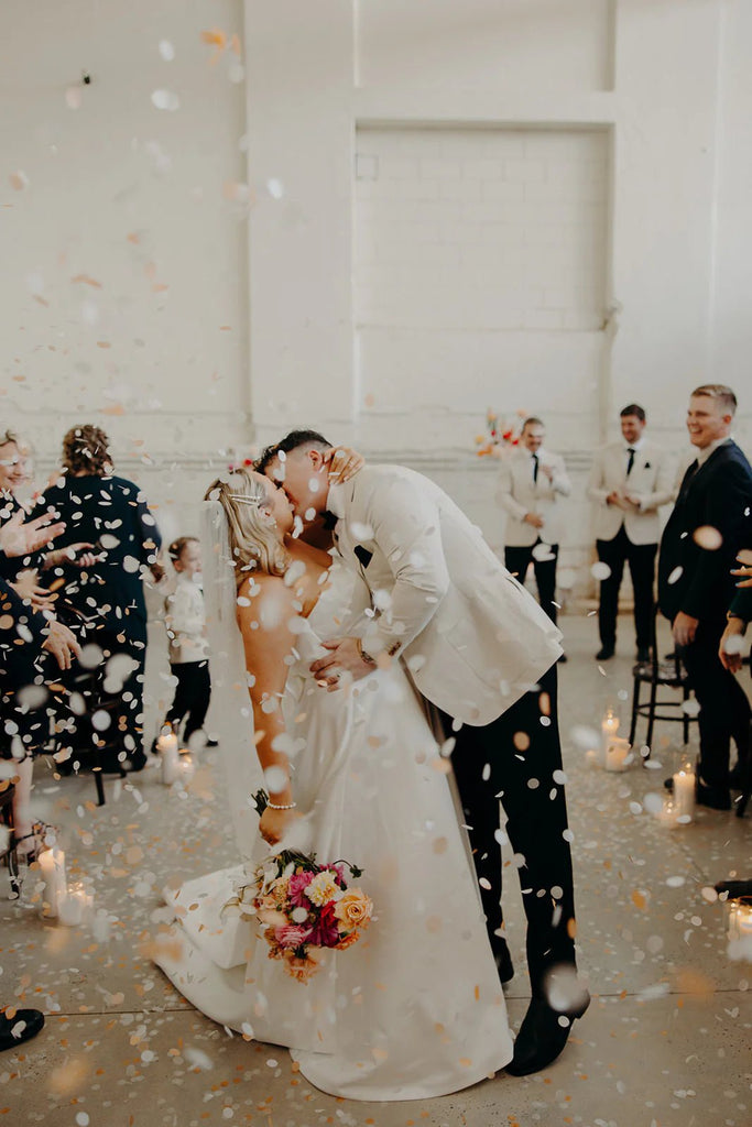 peaches and cream|Confetti Cannon - The Whole Bride