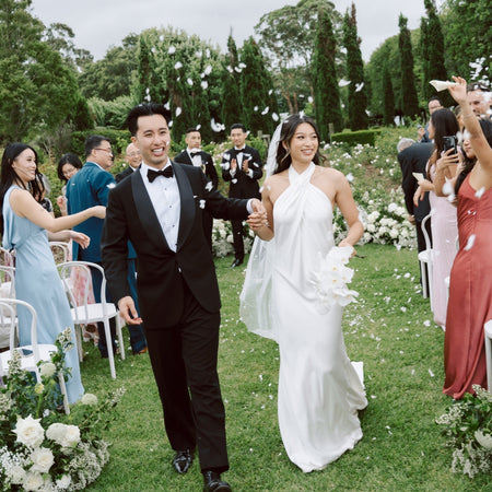 white|Hydrangea Petals (bag only) - The Whole Bride