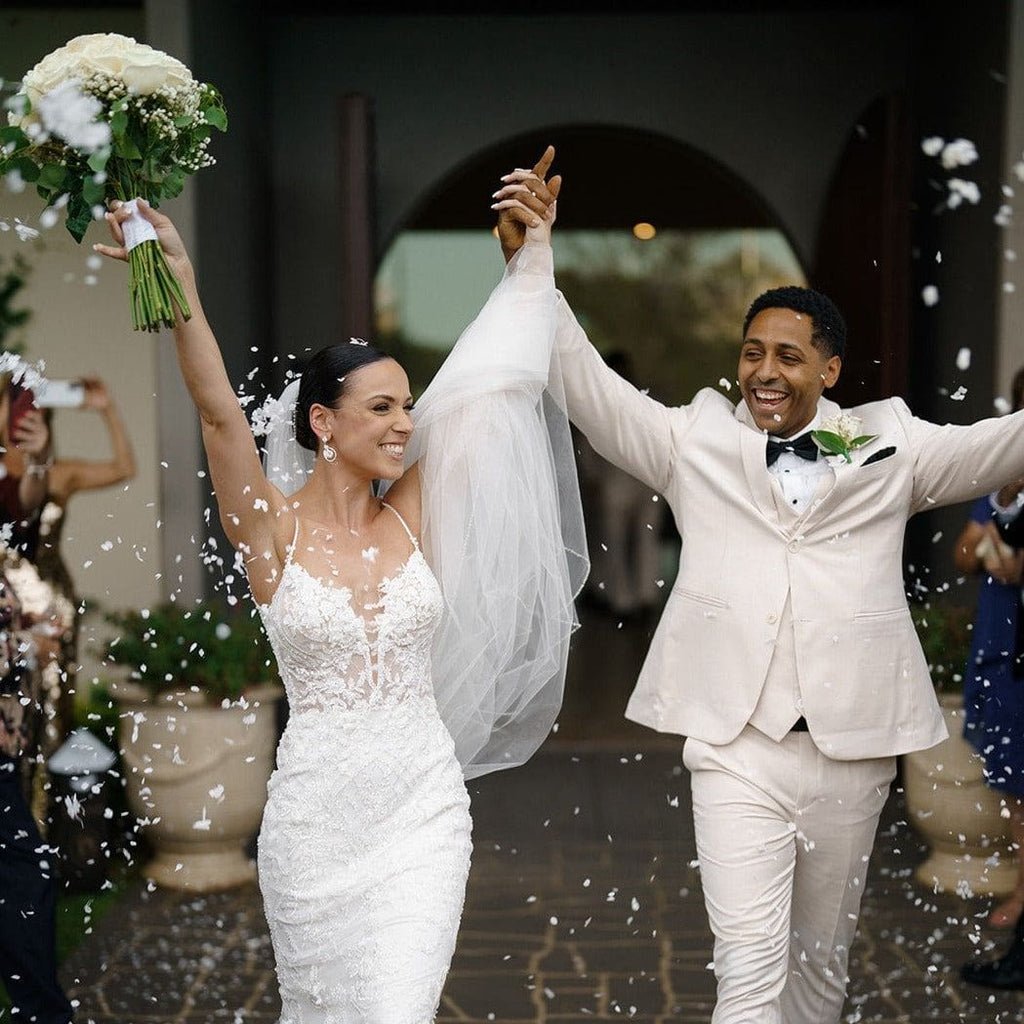 white|Hydrangea Petals (bag only) - The Whole Bride