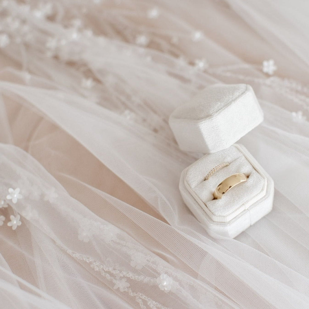 Luxe Velvet Ring Box - Cloud - The Whole Bride