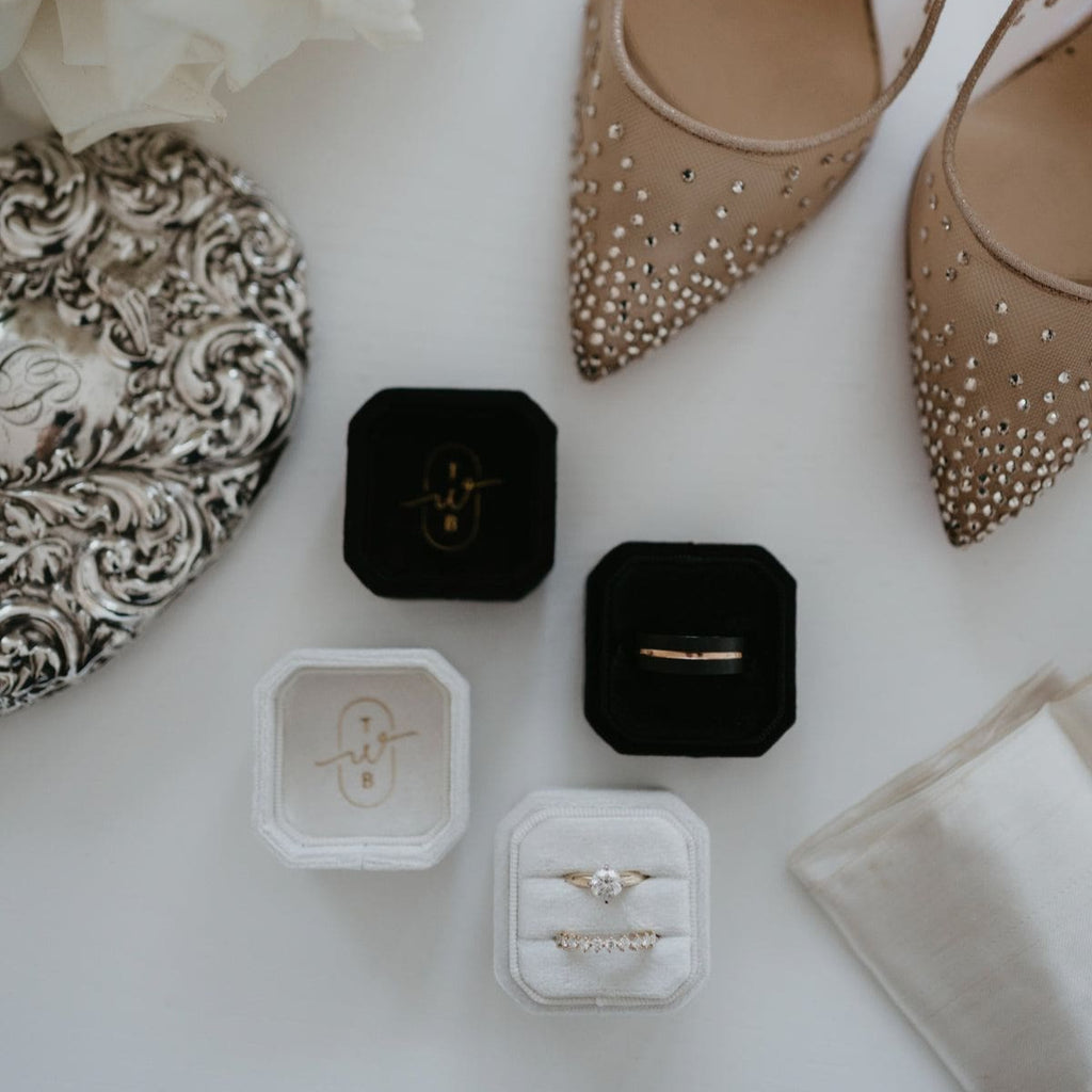 Luxe Velvet Ring Box - Midnight - The Whole Bride