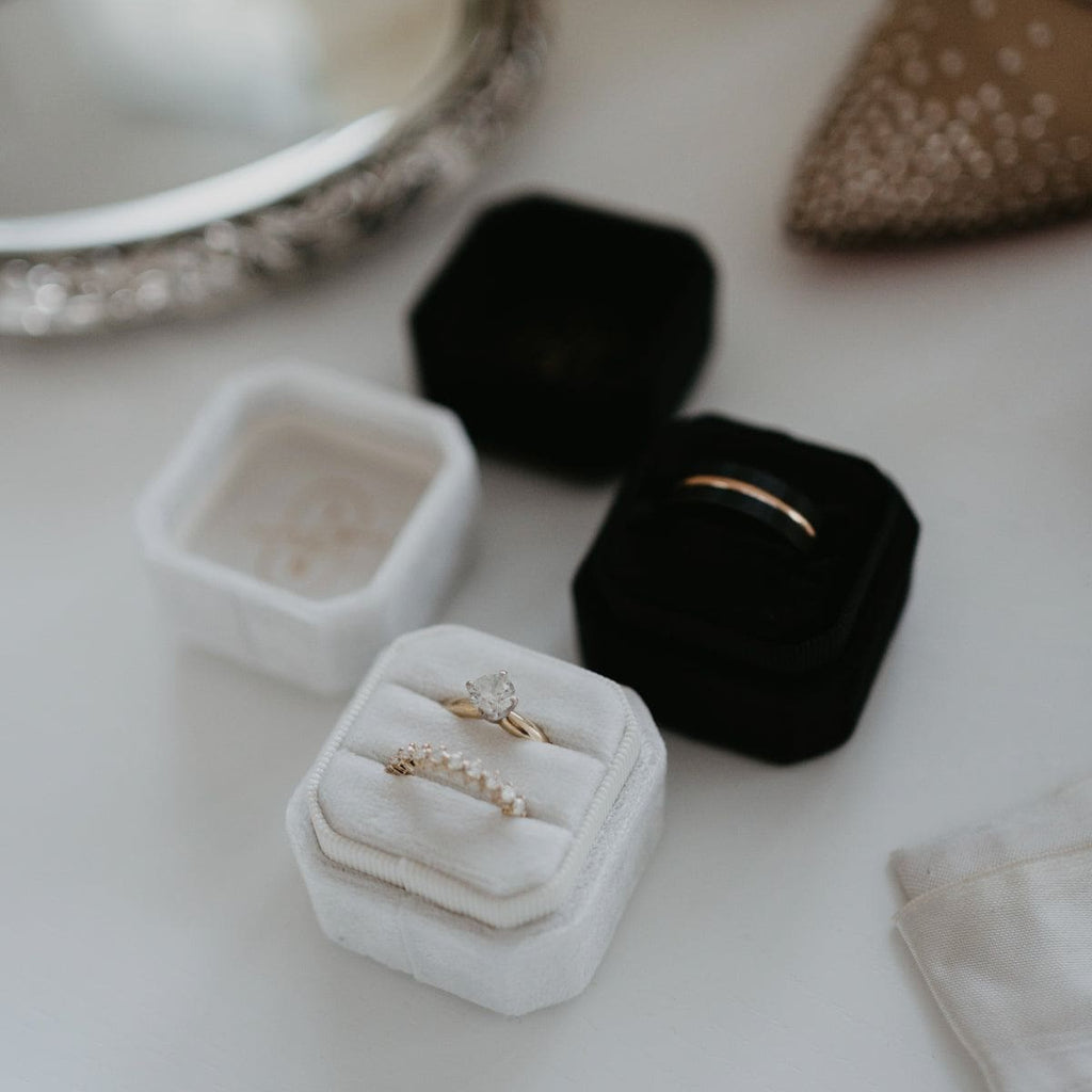 Luxe Velvet Ring Box - Midnight - The Whole Bride