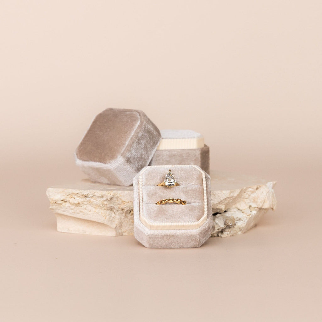 Luxe Velvet Ring Box - Nutmeg - The Whole Bride