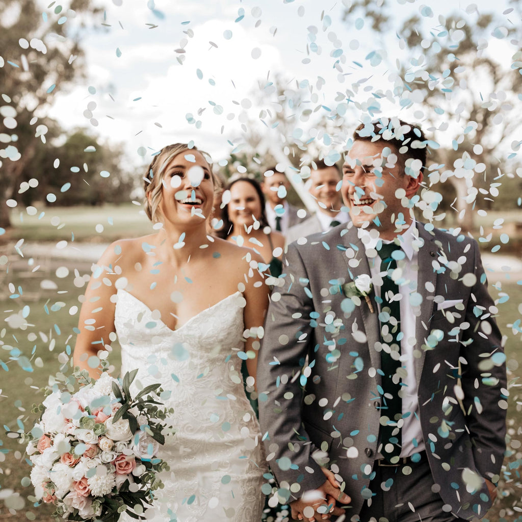 seaside|The Ultimate Confetti Bundle - Circle (cones, confetti + trays) - The Whole Bride