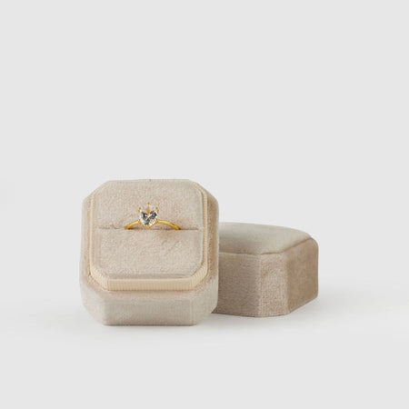 nutmeg|Luxe Velvet Ring Box - The Whole Bride